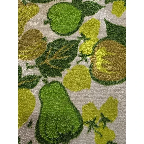 Vintage 1970's Terry Cloth Rectangular Green Fruit Pattern Table Cloth 47 x 68 - Picture 4 of 4
